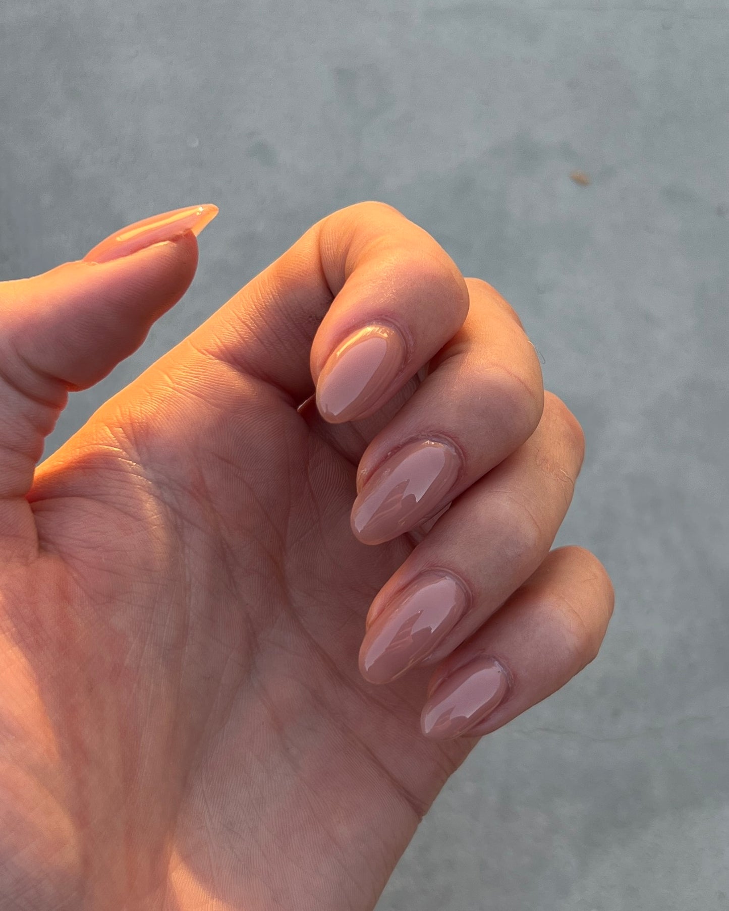 Coloured Rubber Base Coat (#05) (discontinued shade)
